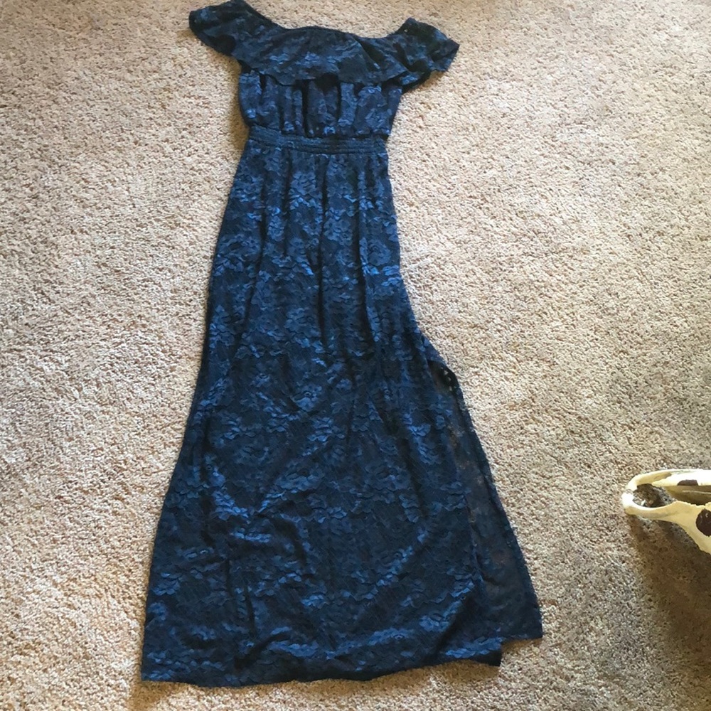 Lace maxi dress